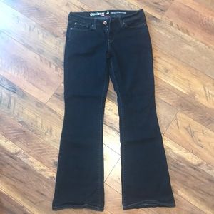Denizen Levi’s boot cut dark wash jeans 8